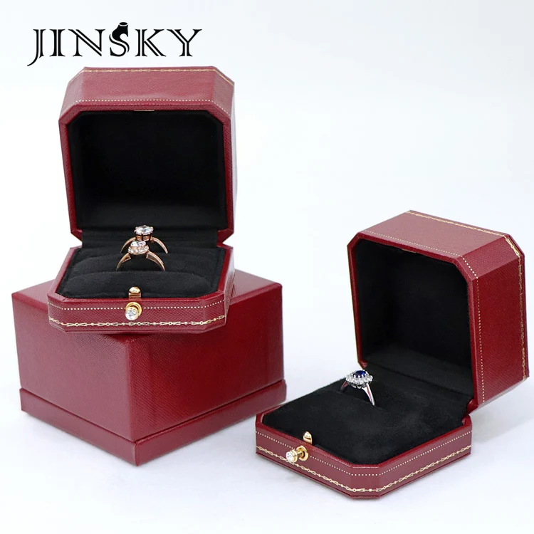 2019 hot custom LOGO retro jewelry gift octagonal box ring bracelet pendant bracelet jewelry box, Look at pictures and customize
2019 hot custom LOGO retro jewelry gift octagonal box ring bracelet pendant bracelet jewelry box, Look at pictures and customize