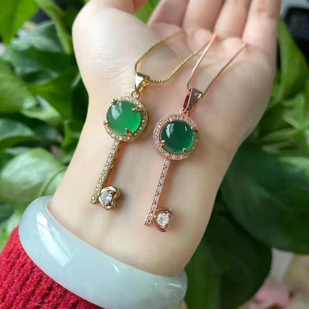 Top Quality Natural Stone Key Necklace jade pendant Fashion Charm key diamond necklace
Top Quality Natural Stone Key Necklace jade pendant Fashion Charm key diamond necklace