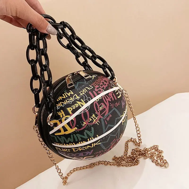 2021 fashionable kids Graffiti hand bags purses kids mini basketball chain handbags, White,black,colour
2021 fashionable kids Graffiti hand bags purses kids mini basketball chain handbags, White,black,colour