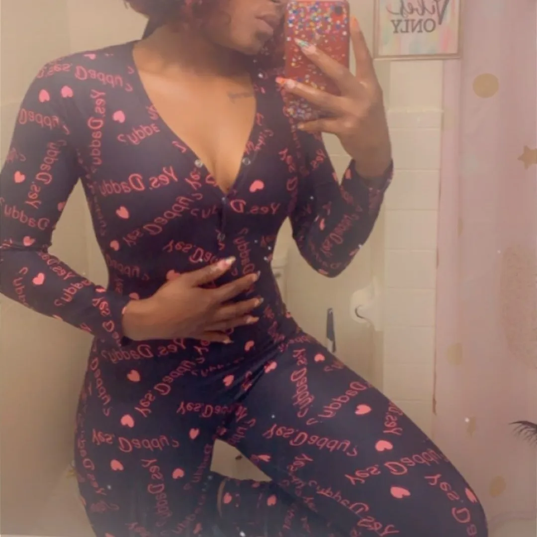 wholesale womens fall long yes daddy onesie adult sexy long sleeve milk silk pajamas for women
wholesale womens fall long yes daddy onesie adult sexy long sleeve milk silk pajamas for women