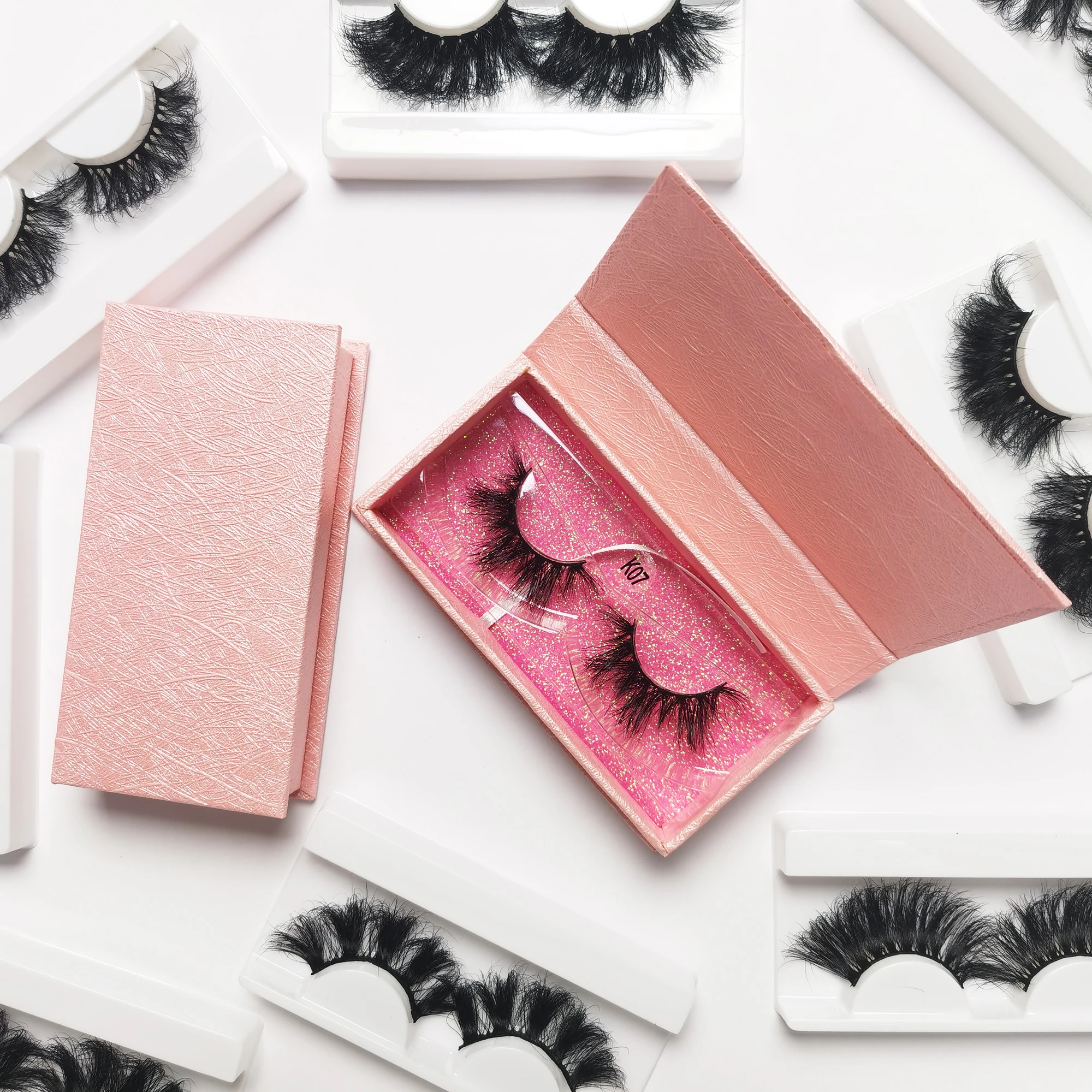 Pink Cute Custom Luxury Empty Glitter False Eyelash Packaging Box 25mm Mink Eyelash Vendor, Natural black
Pink Cute Custom Luxury Empty Glitter False Eyelash Packaging Box 25mm Mink Eyelash Vendor, Natural black