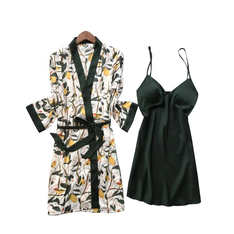 Women Silk Pajamas Sets With Chest Pads Flower Print Pijama Sleepwear Spaghetti Strap Satin Pyjamas satin stretch sleepwear, As show
Women Silk Pajamas Sets With Chest Pads Flower Print Pijama Sleepwear Spaghetti Strap Satin Pyjamas satin stretch sleepwear, As show