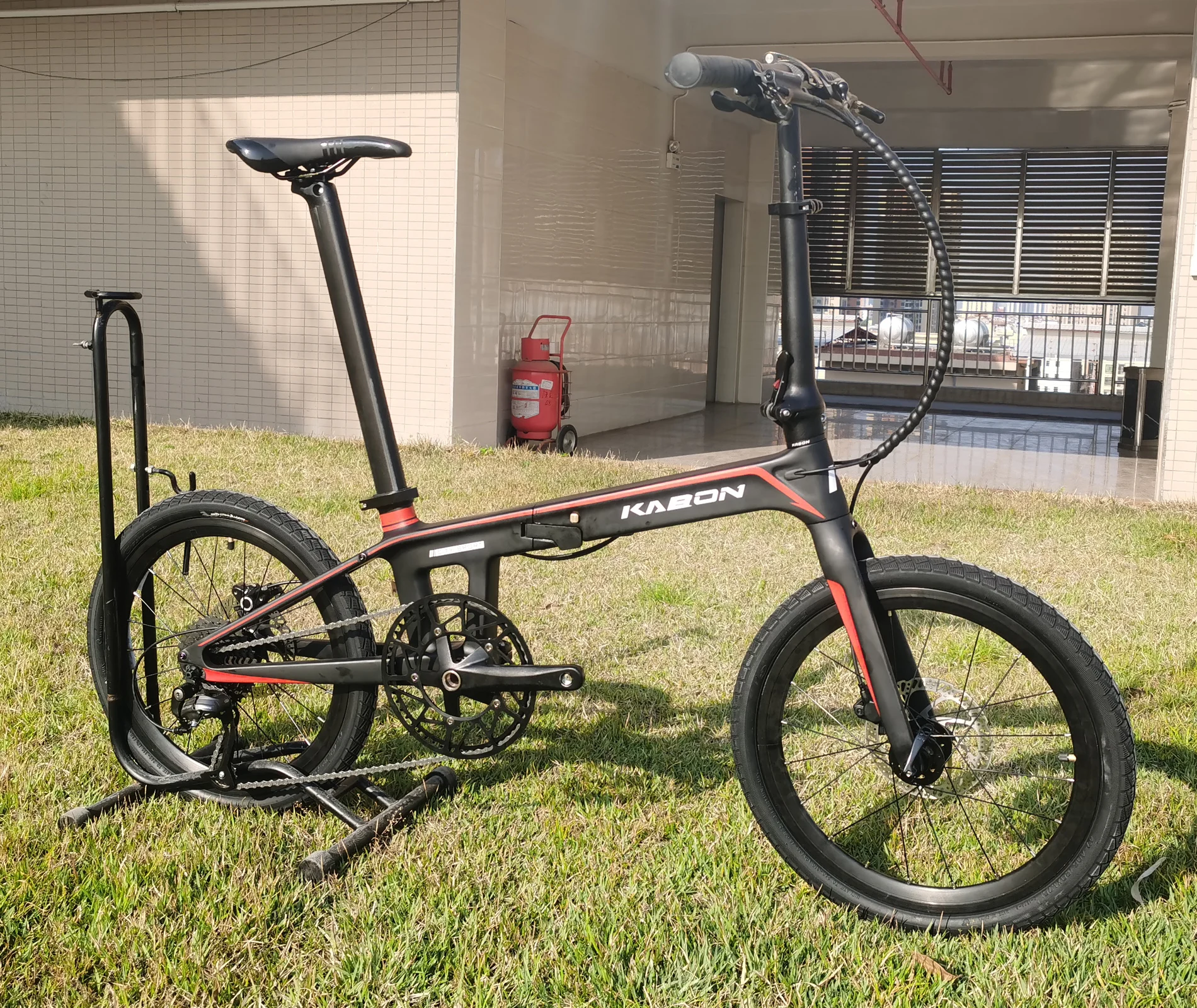 Adult Mini Carbon Folding Bike Folding Bike 20 Inches Shimano M370 9speed Carbon Folding Disc Brake Adult City Bike, Black red/black blue/black
Adult Mini Carbon Folding Bike Folding Bike 20 Inches Shimano M370 9speed Carbon Folding Disc Brake Adult City Bike, Black red/black blue/black
