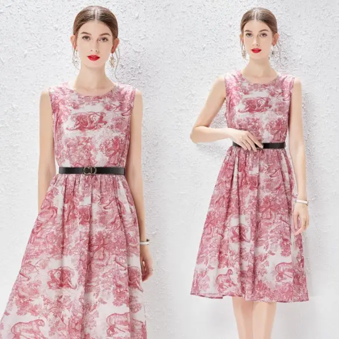 Elegant Halter Neck Flower Print Summer A Line Dress
Elegant Halter Neck Flower Print Summer A Line Dress