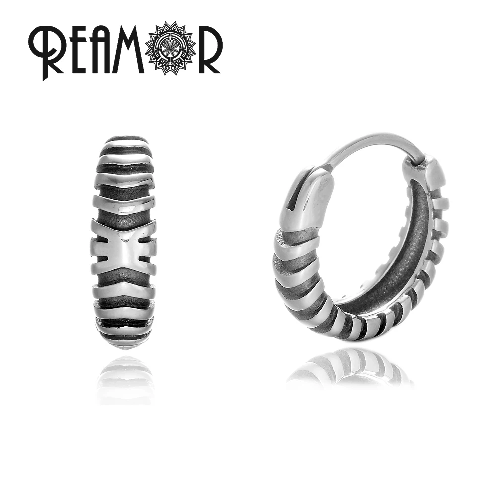 REAMORHot Sale Fancy Jewelry Cheap Unisex Mini Hoop Stainless Steel Unique Personality Clip Earring for Men Women couple
REAMORHot Sale Fancy Jewelry Cheap Unisex Mini Hoop Stainless Steel Unique Personality Clip Earring for Men Women couple