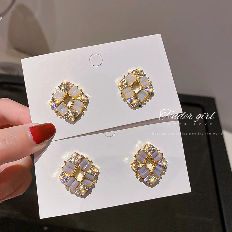 fashion trendy wholesale stud square cubic zirconia earring charms 
fashion trendy wholesale stud square cubic zirconia earring charms