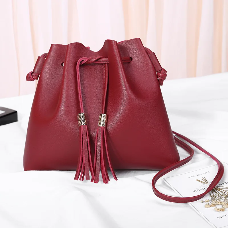 Wholesale fashion Pu leather women tote hand bag,shoulder cross handbags for women, Customizable
Wholesale fashion Pu leather women tote hand bag,shoulder cross handbags for women, Customizable