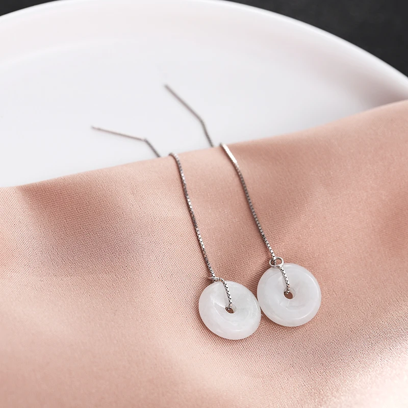 Retro Style Hot Selling Women S925 Jade Earrings Silver Long Earrings 925 Sterling Ear Wire Jewelry
Retro Style Hot Selling Women S925 Jade Earrings Silver Long Earrings 925 Sterling Ear Wire Jewelry