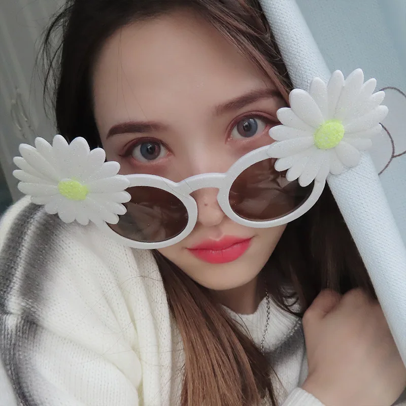 Personality summer graduation Punk disco party adult birthday funny cartoon blue light glasses sunglasses for kids
Personality summer graduation Punk disco party adult birthday funny cartoon blue light glasses sunglasses for kids