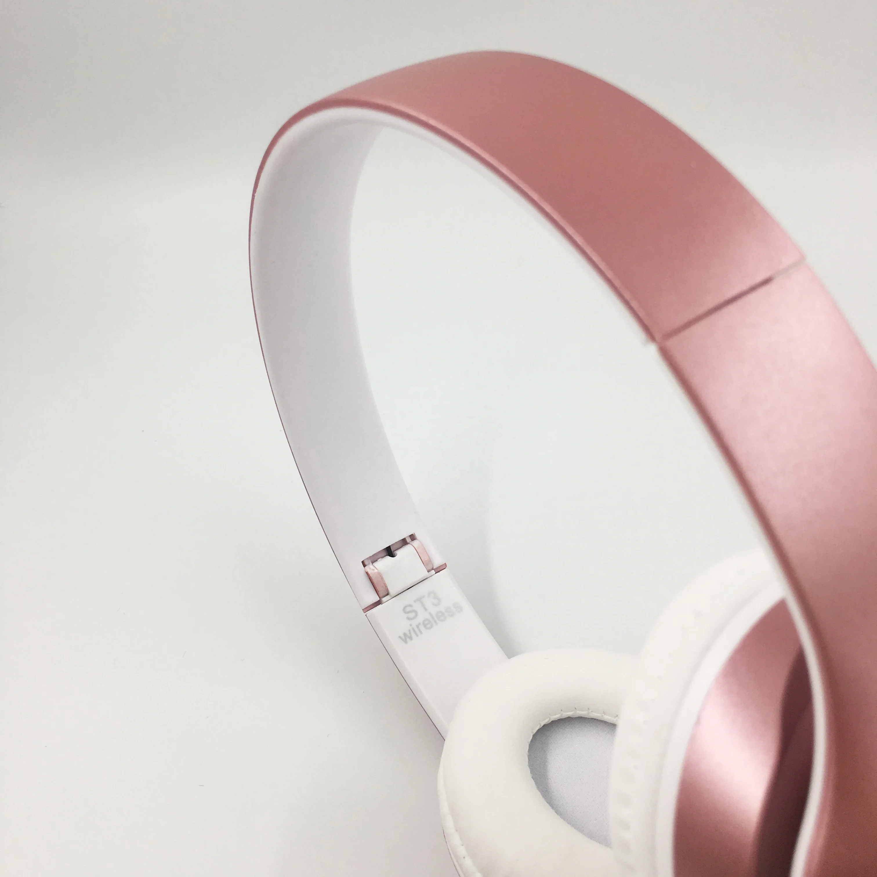 2021 Best Selling Product Metal ST3 P47 Gift Promotional Auriculares Blue tooth Headband headphones wireless with Mic for Beats, Multicolors options
2021 Best Selling Product Metal ST3 P47 Gift Promotional Auriculares Blue tooth Headband headphones wireless with Mic for Beats, Multicolors options