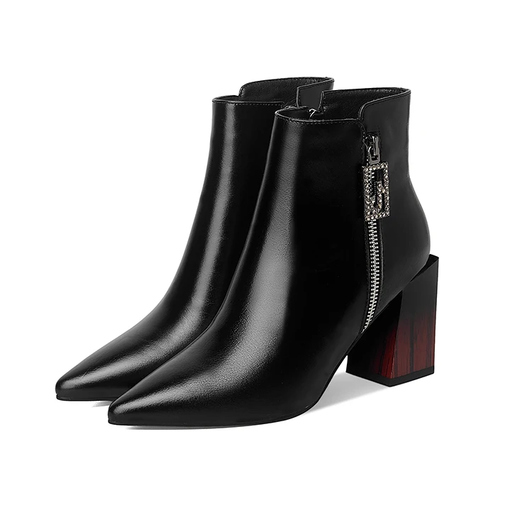 2020 zipper high quality wholesale pointed toe fashion genuine leather zipper short ladies boots, Black
2020 zipper high quality wholesale pointed toe fashion genuine leather zipper short ladies boots, Black