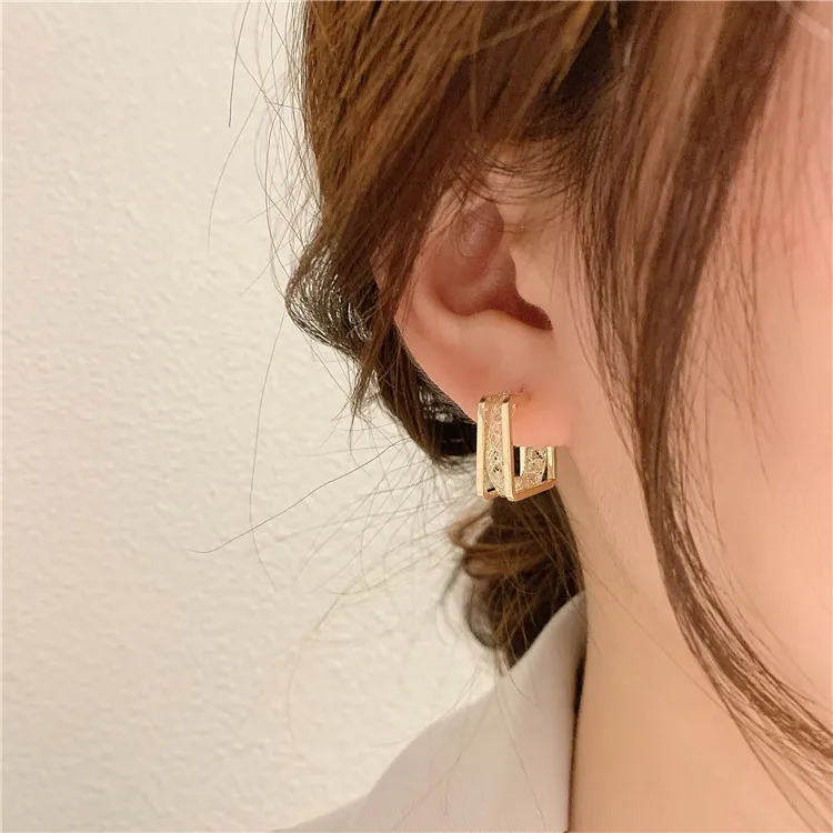 New Fashion Real Gold Plated Double Layer Diamond Square Earrings 925 Silver Needle CZ Zircon Square Hoop Earrings
New Fashion Real Gold Plated Double Layer Diamond Square Earrings 925 Silver Needle CZ Zircon Square Hoop Earrings