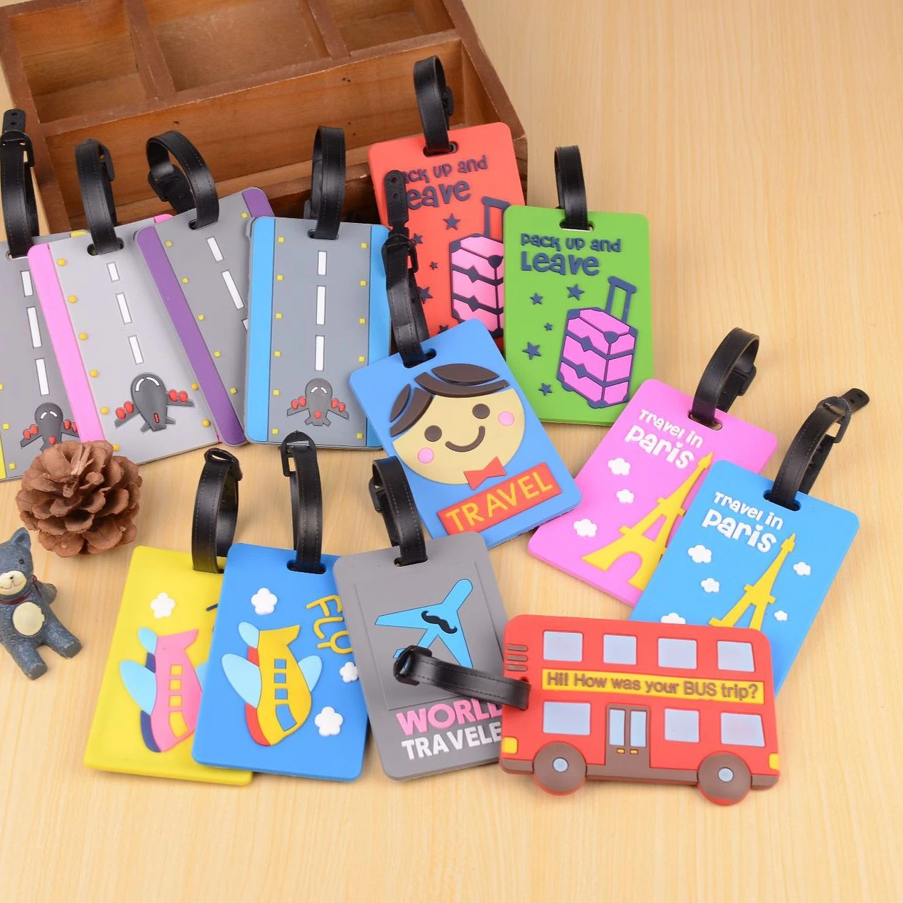 Ins popular cartoon car soft plastic PVC travel luggage package label anti-lost tags, Customized color
Ins popular cartoon car soft plastic PVC travel luggage package label anti-lost tags, Customized color