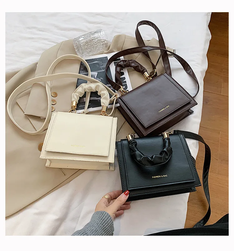 Luxury Jelly Purses And Handbags For Women Pleated Hand-held Texture PU Handbag Vendors Fashion Shoulder Handbag 2021
Luxury Jelly Purses And Handbags For Women Pleated Hand-held Texture PU Handbag Vendors Fashion Shoulder Handbag 2021