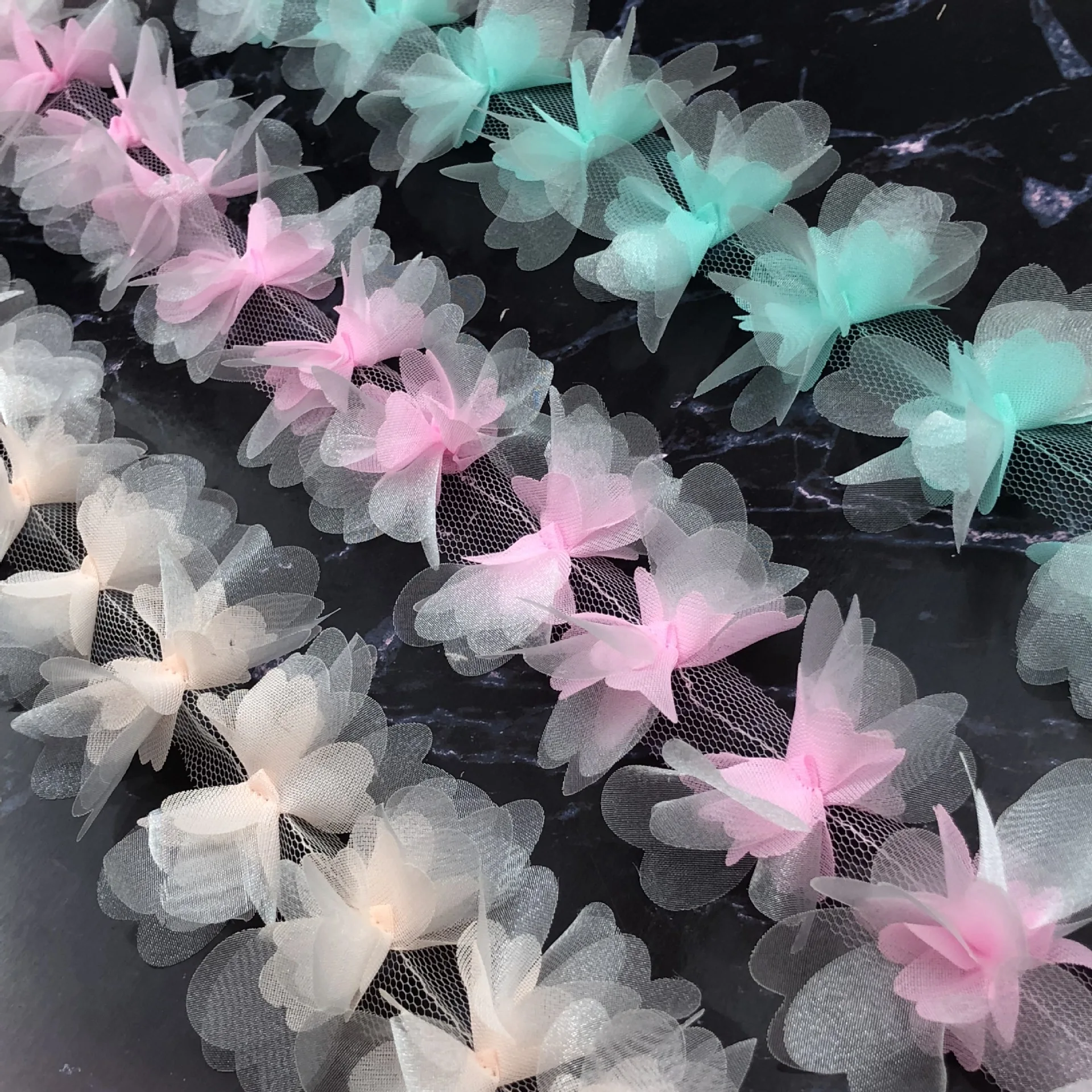 6.5CM Gradient Color 3D Chiffon Cluster Flowers Wedding Trimming Decoration Lace TRIM For Clothing Accessories, Custom color
6.5CM Gradient Color 3D Chiffon Cluster Flowers Wedding Trimming Decoration Lace TRIM For Clothing Accessories, Custom color