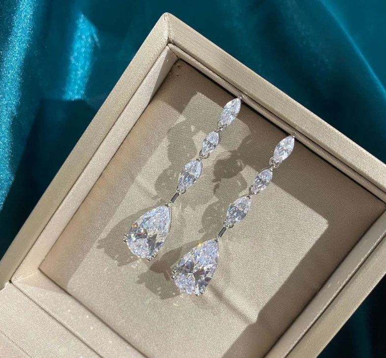 SKA S925 Sterling Silver Earrings 5A Grade Cubic Zirconia Fine Jewelry Fancy Shiny Earrings Charming Earrings
SKA S925 Sterling Silver Earrings 5A Grade Cubic Zirconia Fine Jewelry Fancy Shiny Earrings Charming Earrings