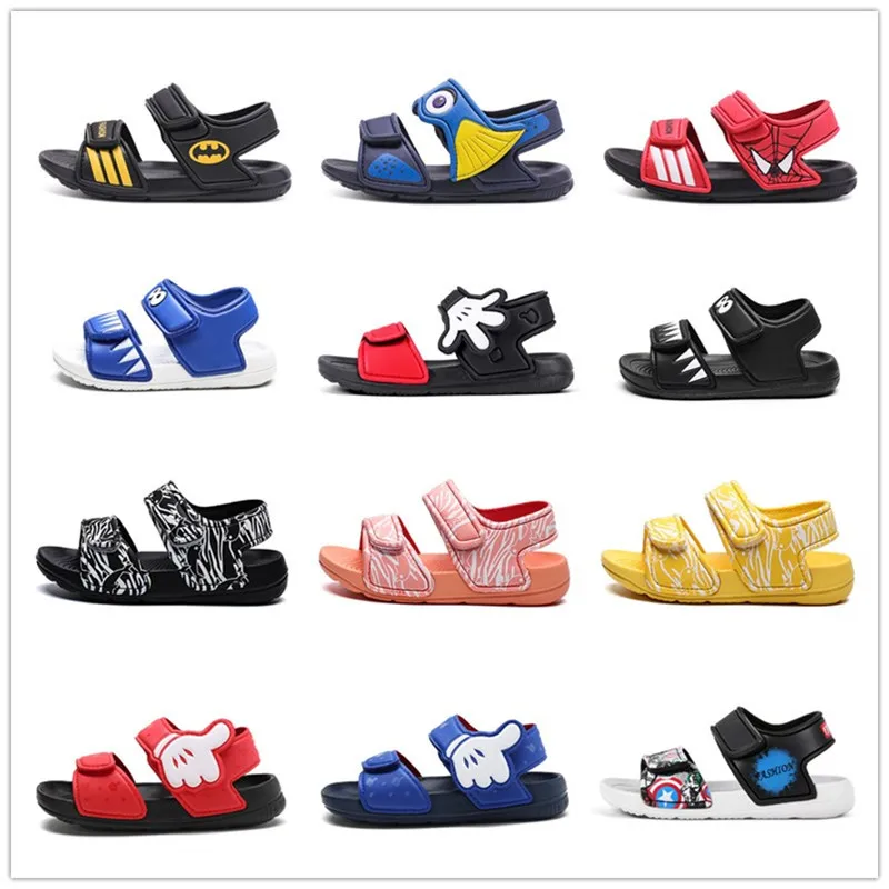 2021 hot night light outdoor cartoon strap baby kids shoes children luminous beach sandals for boys and girls
2021 hot night light outdoor cartoon strap baby kids shoes children luminous beach sandals for boys and girls