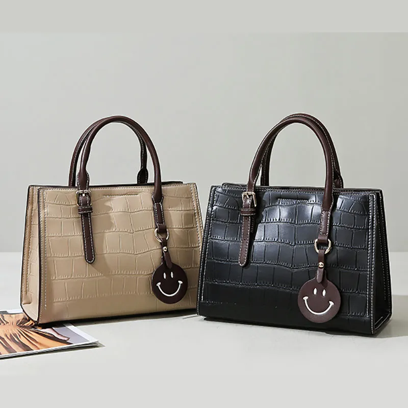 Wholesale alligator tote bag women hand bags solid color PU leather shoulder messenger handbags ladies
Wholesale alligator tote bag women hand bags solid color PU leather shoulder messenger handbags ladies