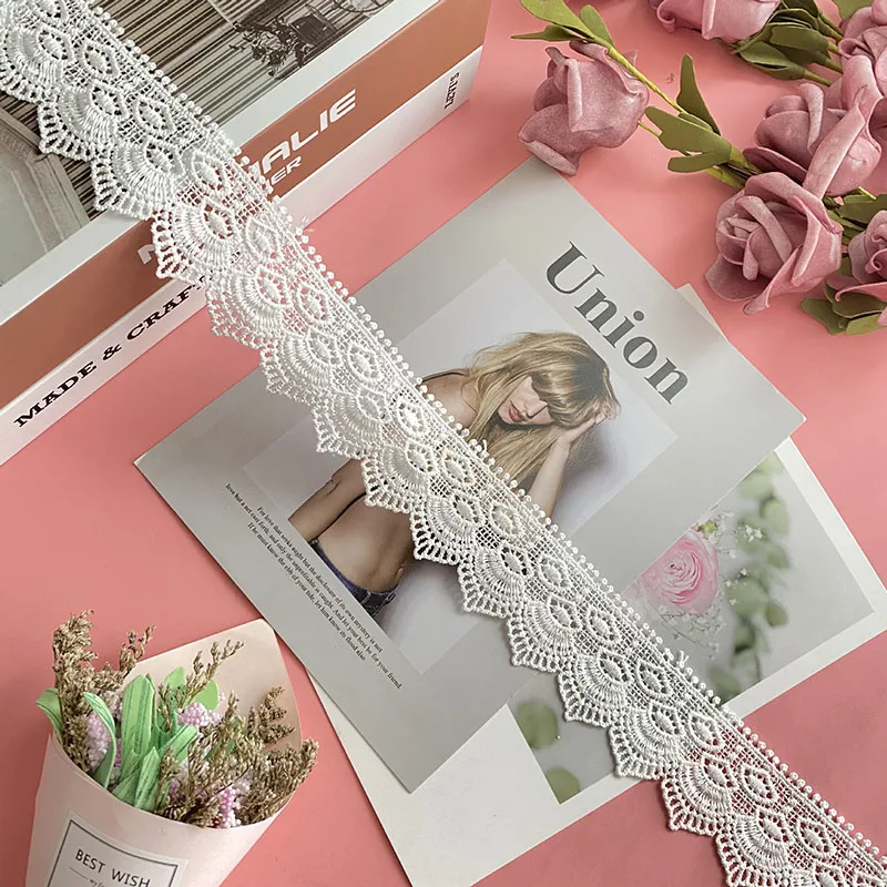 4.6CM White Lace Edge Polyester Hollow Bar Code Water Soluble Embroidery Lace For Clothing Accessories
4.6CM White Lace Edge Polyester Hollow Bar Code Water Soluble Embroidery Lace For Clothing Accessories