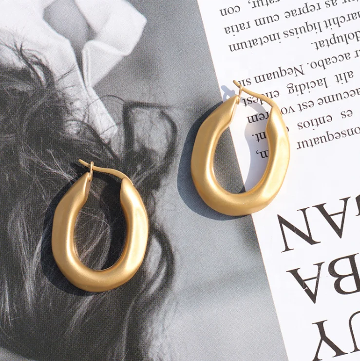2021 High quality 18k gold jewelry 316L stainless steel earrings oval hoop earrings frosted matte solid oval earrings
2021 High quality 18k gold jewelry 316L stainless steel earrings oval hoop earrings frosted matte solid oval earrings
