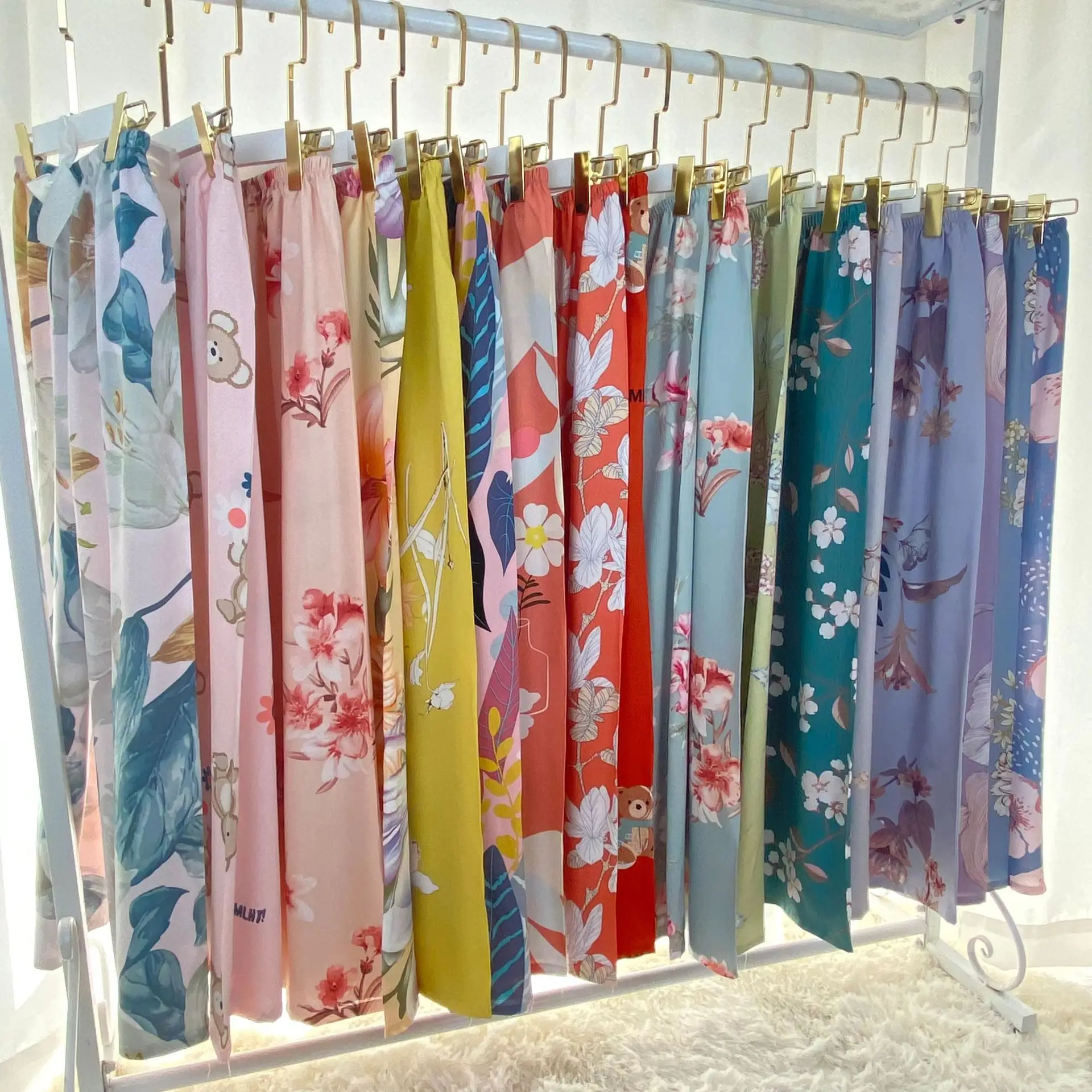 Samwestart Custom Print women Lounge Pants Lightweight Soft Pyjama Pants Drawstring Casual Night Pants women Sleep Bottoms, Customized color
Samwestart Custom Print women Lounge Pants Lightweight Soft Pyjama Pants Drawstring Casual Night Pants women Sleep Bottoms, Customized color