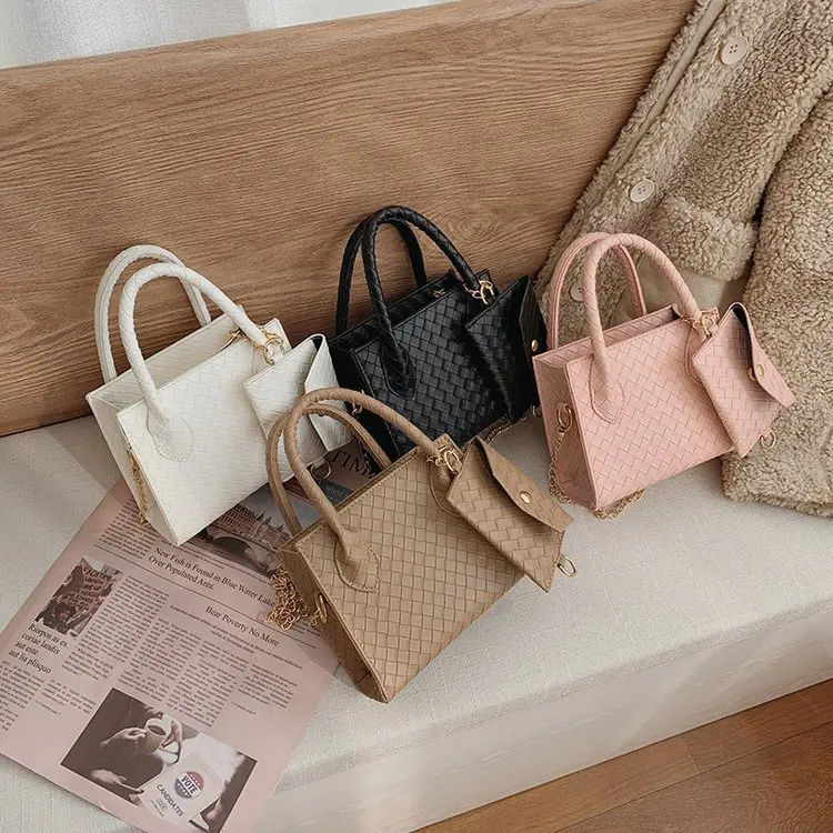 Wholesale custom fashion 2 in1 woven chain female mini purse and tote bag zipper black lady handbag women bag sets
Wholesale custom fashion 2 in1 woven chain female mini purse and tote bag zipper black lady handbag women bag sets