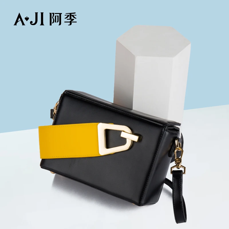 High quality black color shoulder crossbody bags new designer women ladies handbags wholesale, As picture
High quality black color shoulder crossbody bags new designer women ladies handbags wholesale, As picture