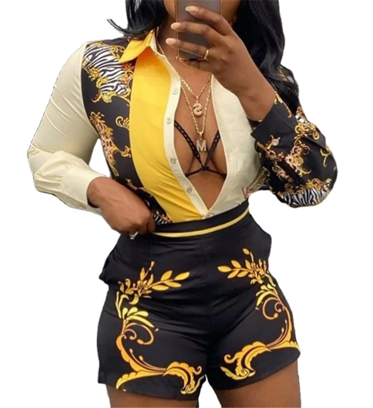 Wholesale no moq fashion clothes womens fall clothing 2021 2 piece short sets
Wholesale no moq fashion clothes womens fall clothing 2021 2 piece short sets