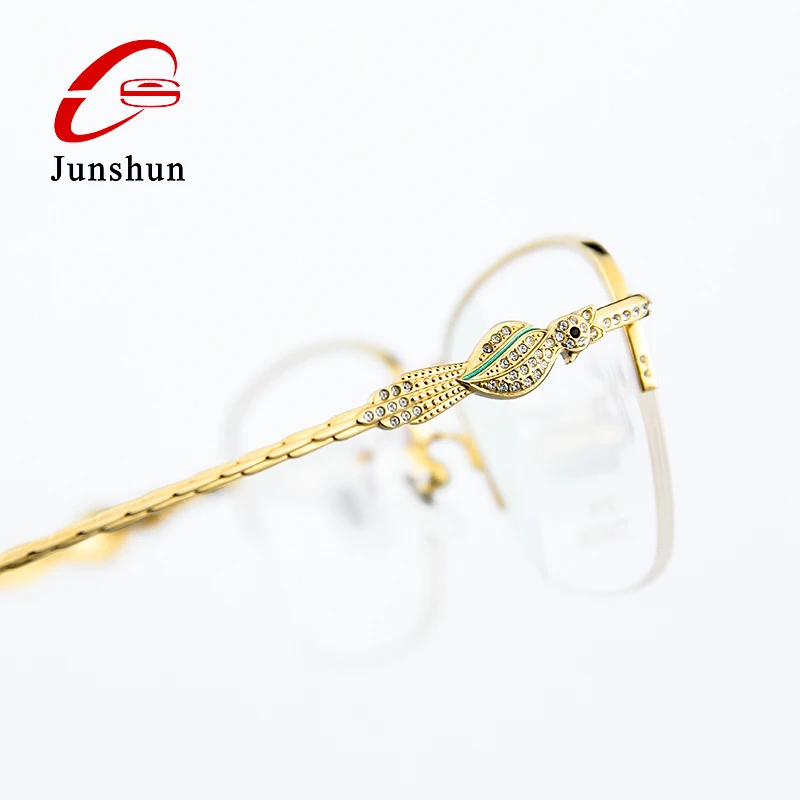 Luxury shining diamonds lucky phoenix high quality women's titanium optical reading glasses eyewear eyeglasses frames
Luxury shining diamonds lucky phoenix high quality women's titanium optical reading glasses eyewear eyeglasses frames