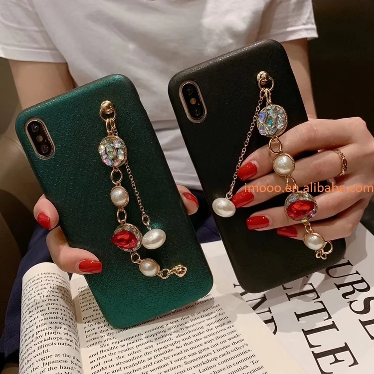 Free Shipping Glitter Phone Case for iPhone 12 7 8 Plus X XS XR MAX 10 11 Pro 2020 SE High Quality Shinny Mobile Back Cover
Free Shipping Glitter Phone Case for iPhone 12 7 8 Plus X XS XR MAX 10 11 Pro 2020 SE High Quality Shinny Mobile Back Cover