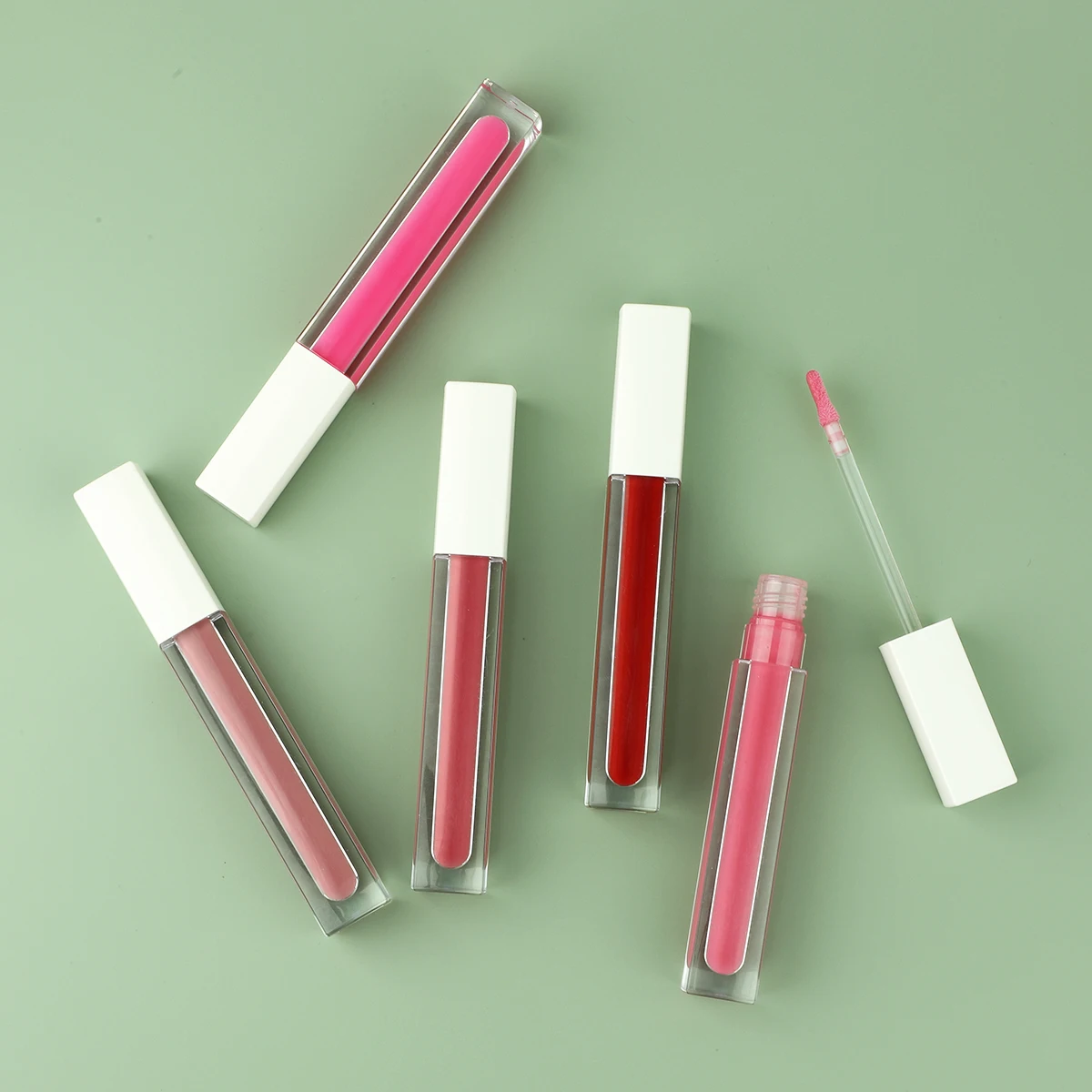 Long tube liquid cosmetic glossy matte organic wholesale lip gloss custom logo lipgloss
Long tube liquid cosmetic glossy matte organic wholesale lip gloss custom logo lipgloss