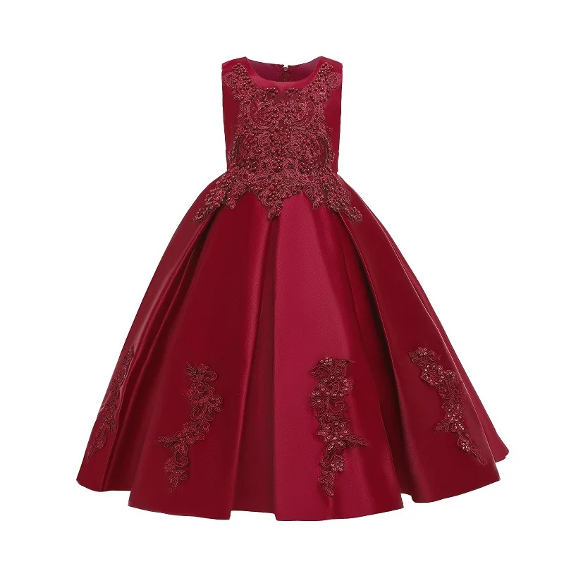 Satin lace dress with beaded sleeveless princess dress, Picture shows
Satin lace dress with beaded sleeveless princess dress, Picture shows