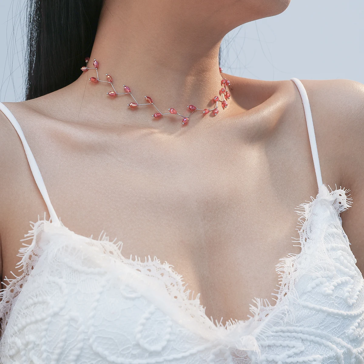 Fashion Design Artificial Pearl Gold-Plated Pink Crystal Necklace Babysbreath Pearl Choker Zinc Alloy Leaf Necklace, Black/silver/gold
Fashion Design Artificial Pearl Gold-Plated Pink Crystal Necklace Babysbreath Pearl Choker Zinc Alloy Leaf Necklace, Black/silver/gold