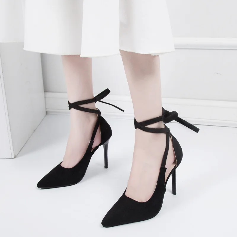 2021 New Arrival Simple Ladies High Heels Black Suede Pointed Stiletto Heel Cross Bow Strap Women Sandals
2021 New Arrival Simple Ladies High Heels Black Suede Pointed Stiletto Heel Cross Bow Strap Women Sandals