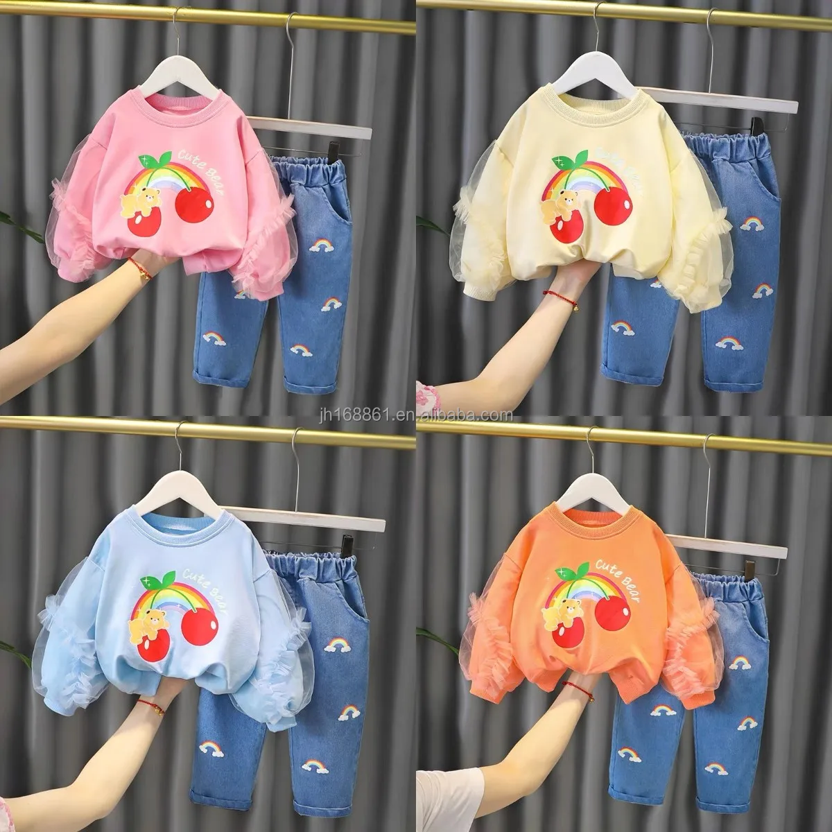 2022 children's clothing cotton pajamas set, boys and girls cute printed home outfit set wholesale at a low price, Product name
2022 children's clothing cotton pajamas set, boys and girls cute printed home outfit set wholesale at a low price, Product name
