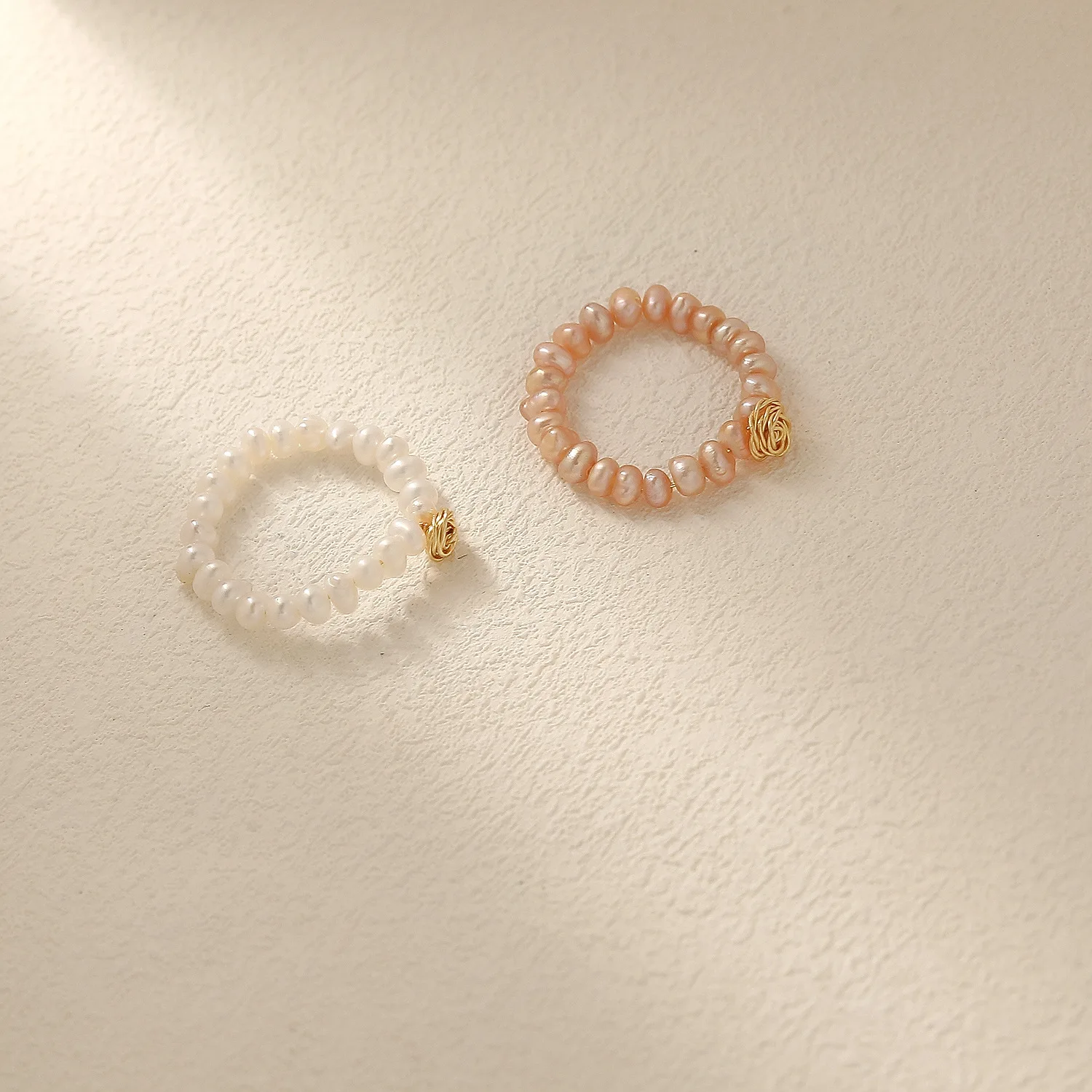 French Style Pink Natural Freshwater Pearl Rose Forefinger Ring Irregular Freshwater Pearl Finger Ring for Women
French Style Pink Natural Freshwater Pearl Rose Forefinger Ring Irregular Freshwater Pearl Finger Ring for Women