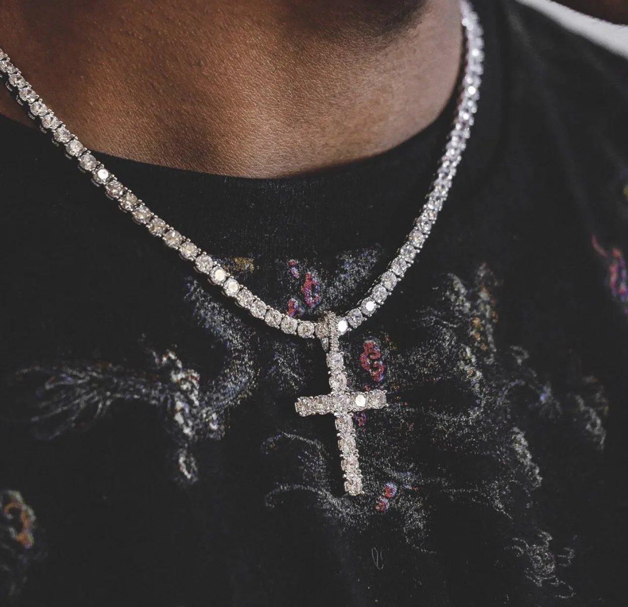 JUHU 2021 popular golden hip hop punk necklace personality snake bone chain diamond cross necklace wholesale, Gold
JUHU 2021 popular golden hip hop punk necklace personality snake bone chain diamond cross necklace wholesale, Gold