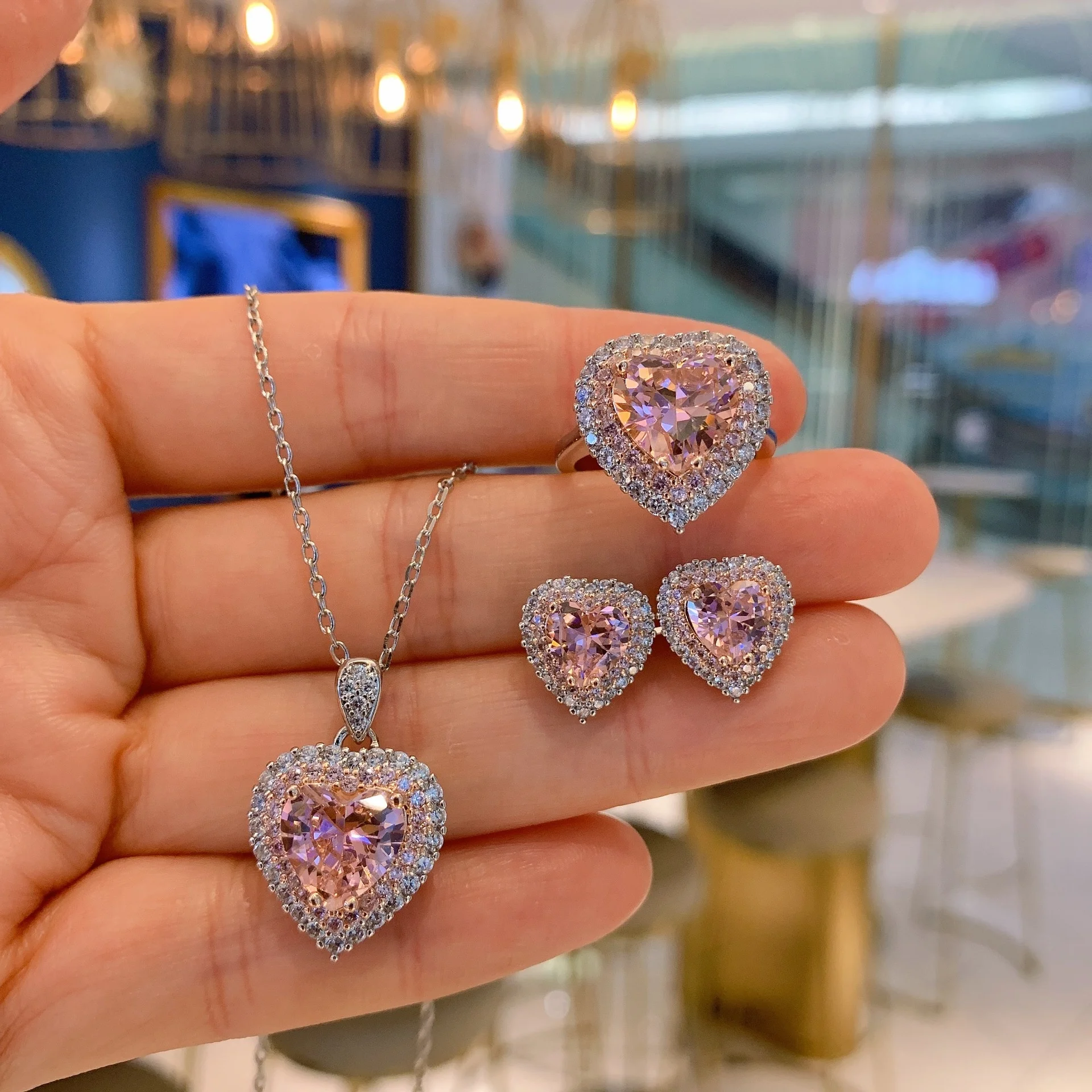 Fashion Charms Heart-Shaped Topaz Pendant Necklace Earrings Ring Gift Lab Diamond Wedding Jewelry Sets for Women, Customized color
Fashion Charms Heart-Shaped Topaz Pendant Necklace Earrings Ring Gift Lab Diamond Wedding Jewelry Sets for Women, Customized color