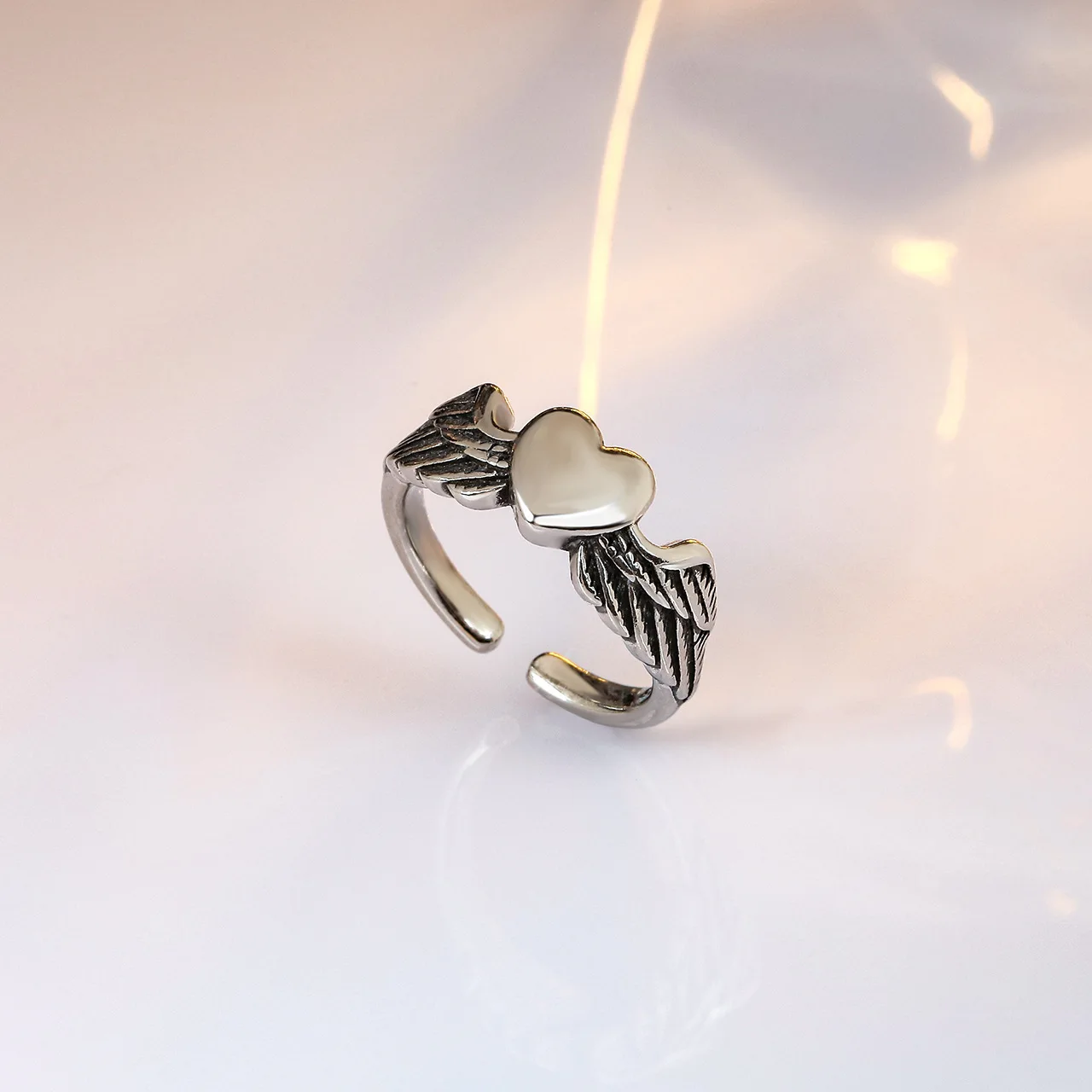 Vintage Punk Heart Angle Wings Adjustable Finger Rings Ancient Silver Color Retro Fashion Jewelry For Women Girl Gifts
Vintage Punk Heart Angle Wings Adjustable Finger Rings Ancient Silver Color Retro Fashion Jewelry For Women Girl Gifts