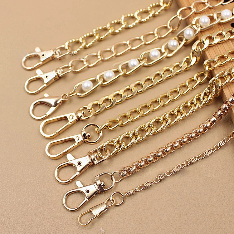 Hot-selling women handbag metal chain 2.4mm**10mm*12mm with small ring and big ring
Hot-selling women handbag metal chain 2.4mm**10mm*12mm with small ring and big ring