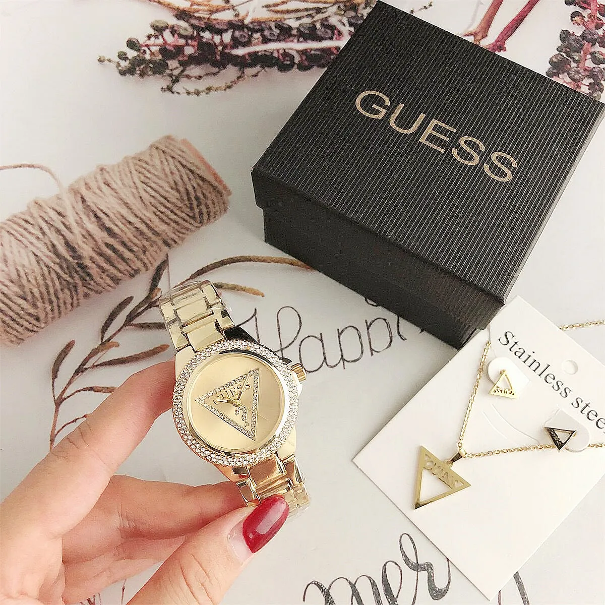Minimalistic watch custom logo brand 2021 Fancy ladies classic watch alloy strap diamond wrist watch for women, Black
Minimalistic watch custom logo brand 2021 Fancy ladies classic watch alloy strap diamond wrist watch for women, Black