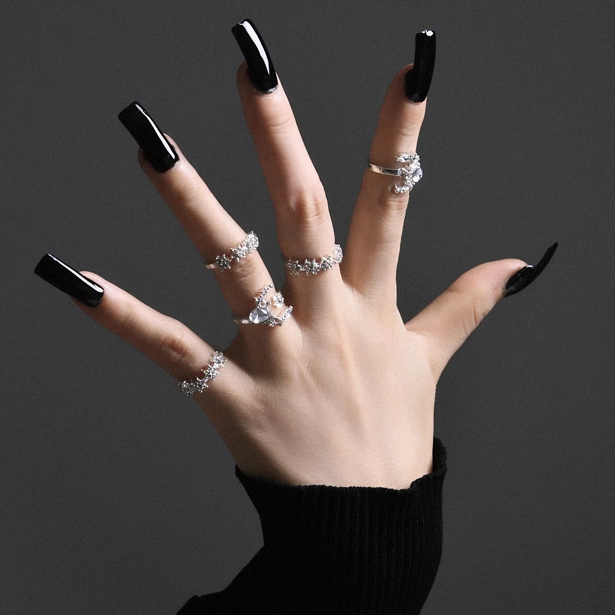 Bohemian 5-Piece Diamond-Inlaid Women's Vintage Wedding Festival Star Moon Crystal Ring Set
Bohemian 5-Piece Diamond-Inlaid Women's Vintage Wedding Festival Star Moon Crystal Ring Set