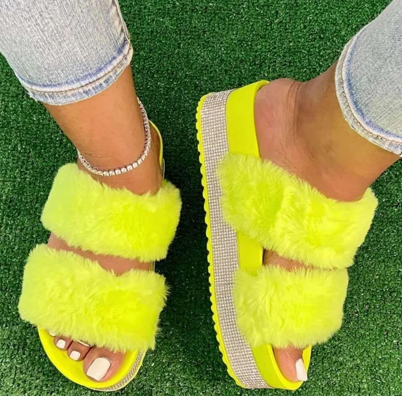 2021 comfort fluffy slippers plush faux fur open toe slides outdoor street women fur slides
2021 comfort fluffy slippers plush faux fur open toe slides outdoor street women fur slides