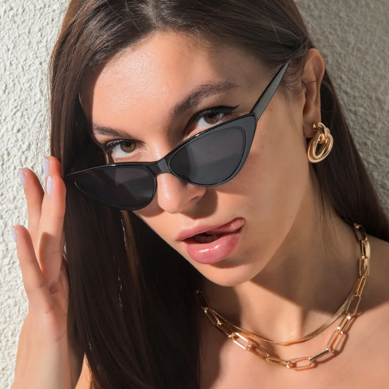 2021 New Style Cat Eye Sun Glasses Personalized Instagram Style Sunglasses Retro Small Frame Triangle Shades Women Sunglasses
2021 New Style Cat Eye Sun Glasses Personalized Instagram Style Sunglasses Retro Small Frame Triangle Shades Women Sunglasses