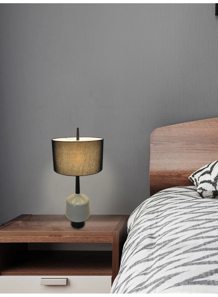 Nordic modern hotel bedroom bedside table lamp metal decorative ceramic lighting table lamp