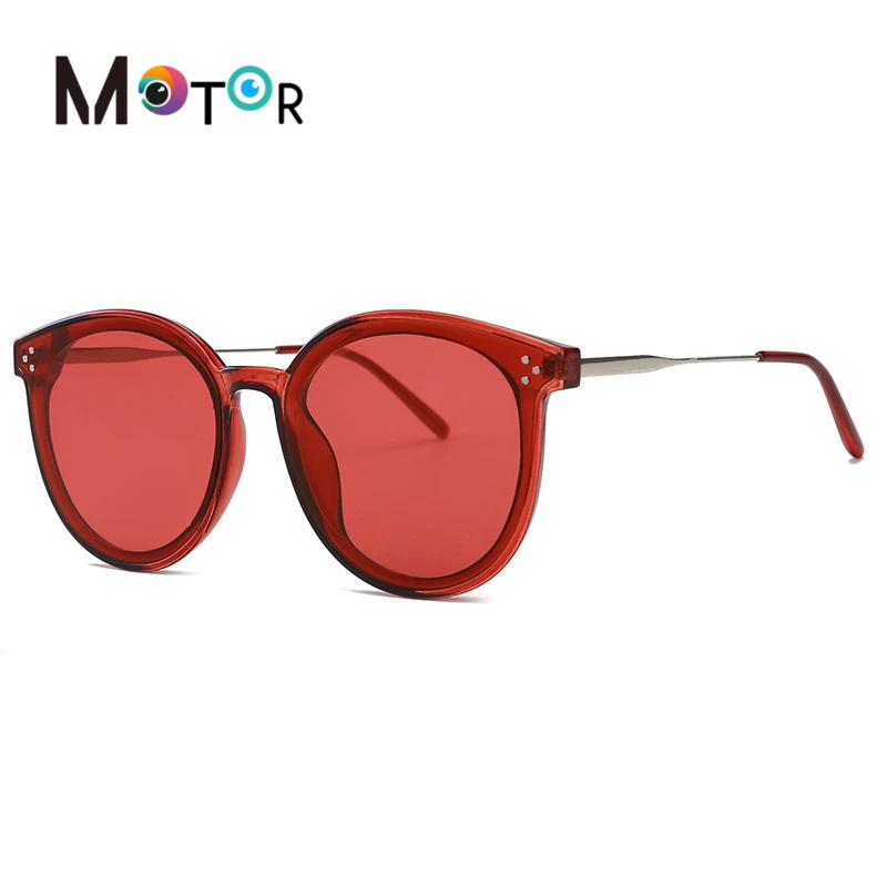 trademe Hot sell women Sunglasses Popular metal frame resin lens 6982 fashion Gradient Sunglasses for beauty
trademe Hot sell women Sunglasses Popular metal frame resin lens 6982 fashion Gradient Sunglasses for beauty