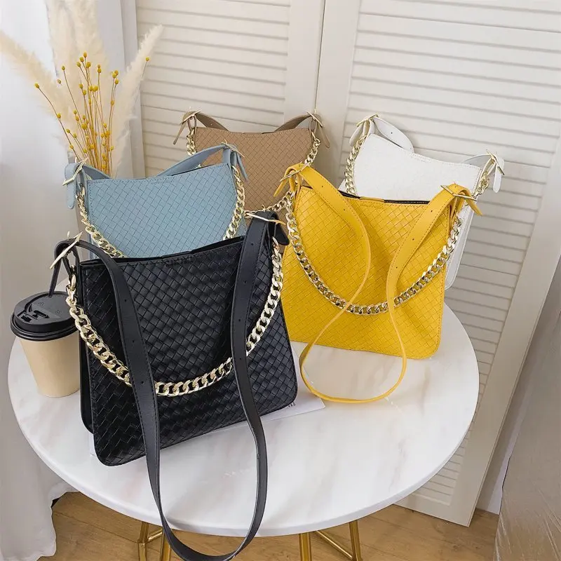ladies used designers used- used italian used jumbo bags bale in turkey in ton in bale, Mixed color
ladies used designers used- used italian used jumbo bags bale in turkey in ton in bale, Mixed color