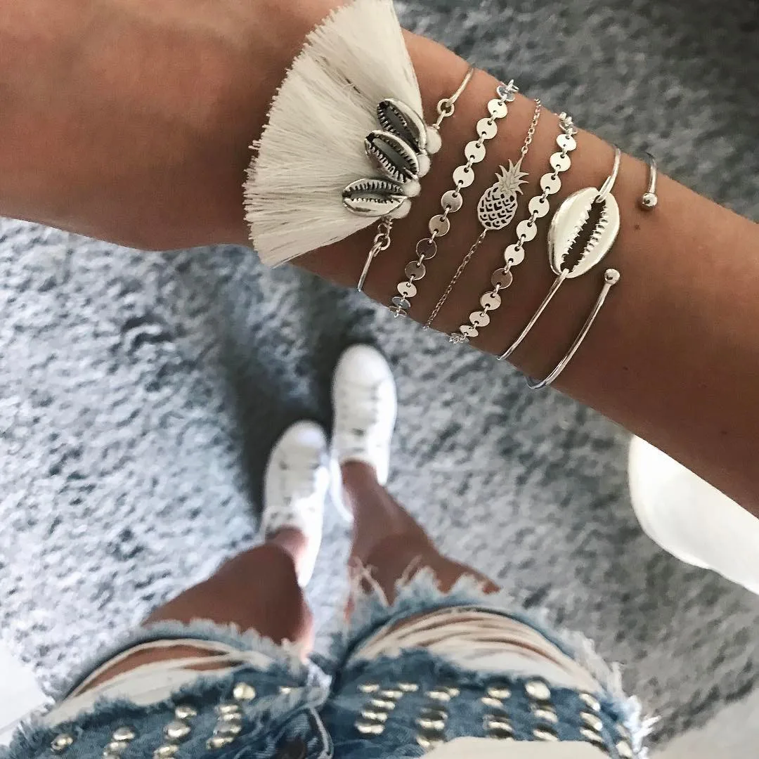 2020 new arrival Bohemian silver sequin coin cowrie shell seashell bracelet with tassel fringe bracelet set girls women handmade, Picture
2020 new arrival Bohemian silver sequin coin cowrie shell seashell bracelet with tassel fringe bracelet set girls women handmade, Picture