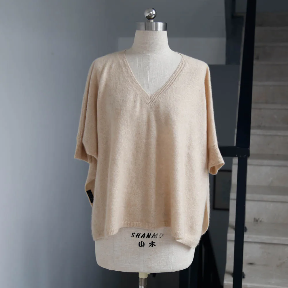Beautiful Beige Color Vintage Sweater Ladies Short Sleeve V Neck Sweater 100% Cashmere Women Sweater
Beautiful Beige Color Vintage Sweater Ladies Short Sleeve V Neck Sweater 100% Cashmere Women Sweater