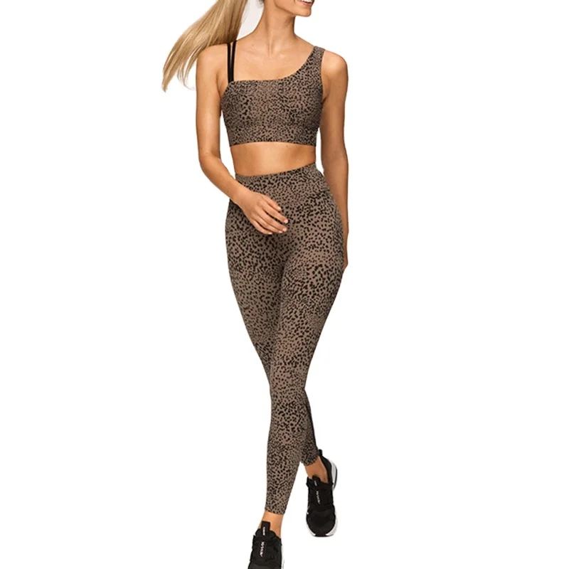2021 yoga women set Fitness Workout Bra and Leggings gym suit leopard print autumn yoga sets
2021 yoga women set Fitness Workout Bra and Leggings gym suit leopard print autumn yoga sets